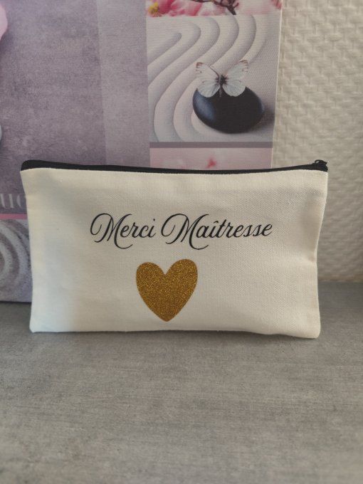 Trousse canevas "Maîtresse"